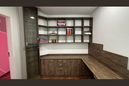 Casa para alugar com 250m², 3 quartos e 4 vagas Casa para alugar com 250m², 3 quartos e 4 vagasEscritório