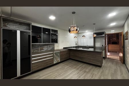 Casa para alugar com 250m², 3 quartos e 4 vagas Casa para alugar com 250m², 3 quartos e 4 vagasCozinha