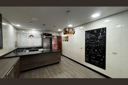 Casa para alugar com 250m², 3 quartos e 4 vagas Casa para alugar com 250m², 3 quartos e 4 vagasCozinha