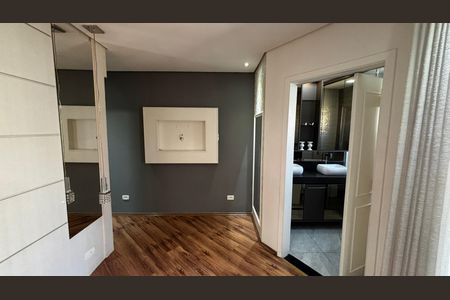 Casa para alugar com 250m², 3 quartos e 4 vagas Casa para alugar com 250m², 3 quartos e 4 vagasSuite