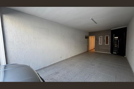 Casa para alugar com 250m², 3 quartos e 4 vagas Casa para alugar com 250m², 3 quartos e 4 vagasGaragem