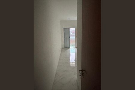 Casa à venda com 120m², 3 quartos e 2 vagas Casa à venda com 120m², 3 quartos e 2 vagasCorredor