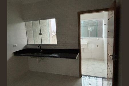 Casa à venda com 120m², 3 quartos e 2 vagas Casa à venda com 120m², 3 quartos e 2 vagasBanheiro