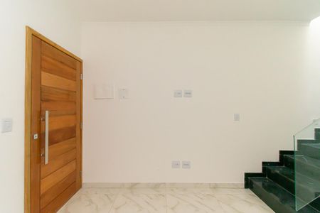 Casa à venda com 120m², 3 quartos e 2 vagas Casa à venda com 120m², 3 quartos e 2 vagasSala