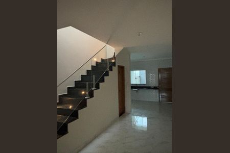 Casa à venda com 120m², 3 quartos e 2 vagas Casa à venda com 120m², 3 quartos e 2 vagasHall de Entrada