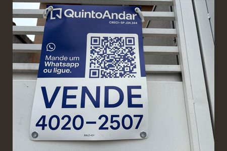 Casa à venda com 120m², 3 quartos e 2 vagas Casa à venda com 120m², 3 quartos e 2 vagasPlaca instalada