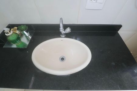 Apartamento para alugar com 110m², 4 quartos e 2 vagasBanheiro Social