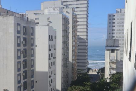 Vista de apartamento para alugar com 4 quartos, 110m² em Barra Funda, Guarujá