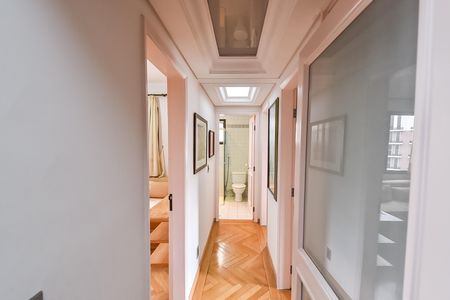 Apartamento para alugar com 103m², 3 quartos e 2 vagas Apartamento para alugar com 103m², 3 quartos e 2 vagasCorredor
