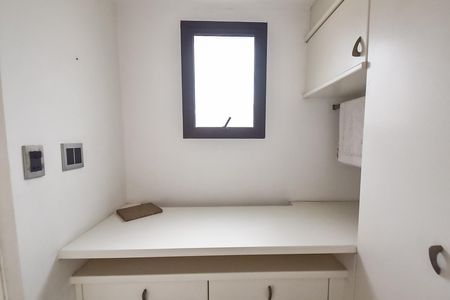 Apartamento para alugar com 103m², 3 quartos e 2 vagas Apartamento para alugar com 103m², 3 quartos e 2 vagasQuarto de serviço