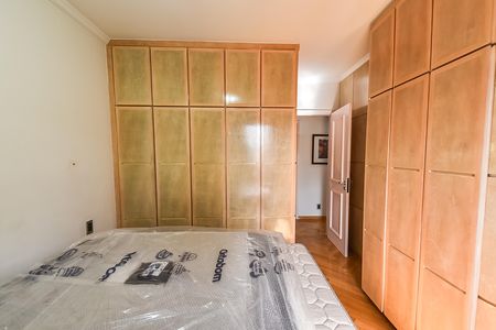 Apartamento para alugar com 103m², 3 quartos e 2 vagas Apartamento para alugar com 103m², 3 quartos e 2 vagasSuíte