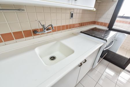 Apartamento para alugar com 103m², 3 quartos e 2 vagas Apartamento para alugar com 103m², 3 quartos e 2 vagasCozinha