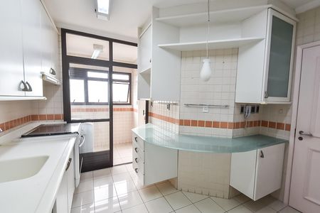 Apartamento para alugar com 103m², 3 quartos e 2 vagas Apartamento para alugar com 103m², 3 quartos e 2 vagasCozinha