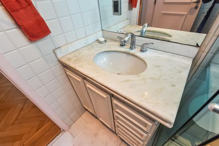 Apartamento para alugar com 103m², 3 quartos e 2 vagas Apartamento para alugar com 103m², 3 quartos e 2 vagasBanheiro