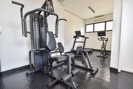 Apartamento para alugar com 103m², 3 quartos e 2 vagas Apartamento para alugar com 103m², 3 quartos e 2 vagasÁrea comum - Academia