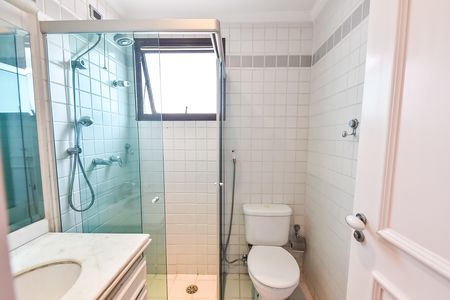 Apartamento para alugar com 103m², 3 quartos e 2 vagas Apartamento para alugar com 103m², 3 quartos e 2 vagasBanheiro