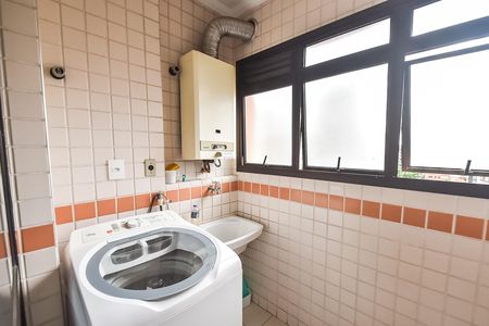 Apartamento para alugar com 103m², 3 quartos e 2 vagas Apartamento para alugar com 103m², 3 quartos e 2 vagasÁrea de serviço