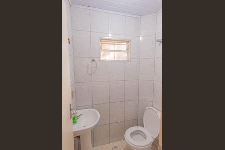 Banheiro 1 de casa de condomínio para alugar com 2 quartos, 45m² em Jardim Paraiso de Viracopos, Campinas