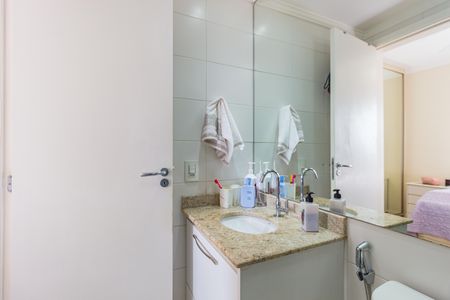 Apartamento à venda com 68m², 3 quartos e 1 vagaBanheiro - Suíte