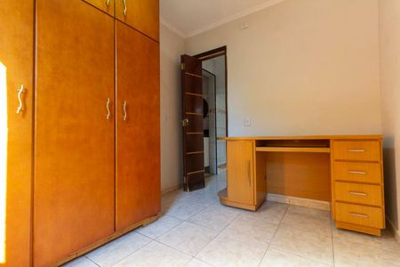 Quarto 2 de apartamento para alugar com 3 quartos, 50m² em Conjunto Habitacional Padre Jose de Anchieta, São Paulo