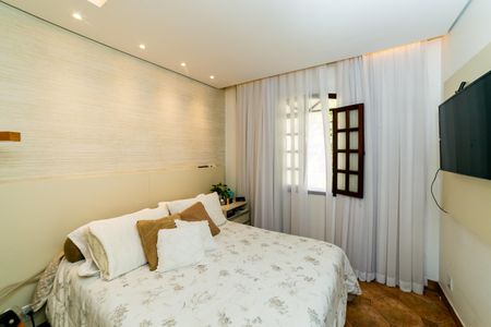 Apartamento à venda com 150m², 3 quartos e 1 vaga Apartamento à venda com 150m², 3 quartos e 1 vagaSuíte 2