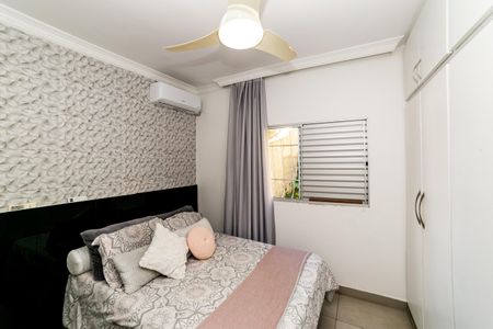 Apartamento à venda com 150m², 3 quartos e 1 vaga Apartamento à venda com 150m², 3 quartos e 1 vagaQuarto