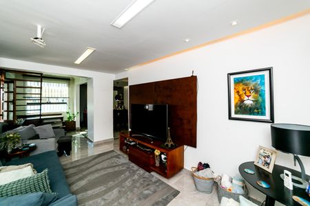 Apartamento à venda com 150m², 3 quartos e 1 vaga Apartamento à venda com 150m², 3 quartos e 1 vagaSala