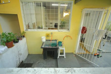Casa à venda com 316m², 3 quartos e sem vagaÁrea de serviço 