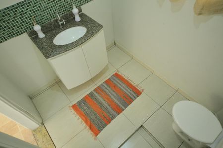Casa à venda com 316m², 3 quartos e sem vagaBanheiro 