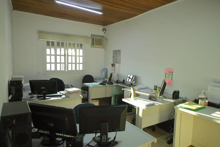 Casa à venda com 316m², 3 quartos e sem vagaQuarto 2 
