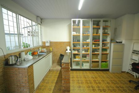 Casa à venda com 316m², 3 quartos e sem vagaCozinha 