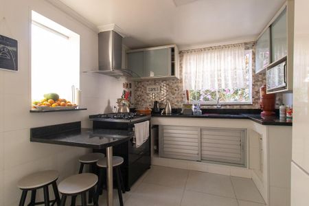 Casa de condomínio à venda com 110m², 2 quartos e 2 vagas Casa de condomínio à venda com 110m², 2 quartos e 2 vagasCozinha
