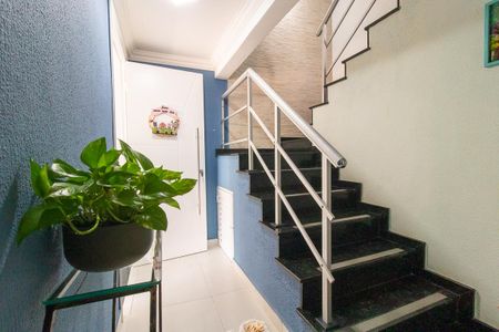 Escada de casa de condomínio à venda com 2 quartos, 110m² em Boqueirão, Curitiba