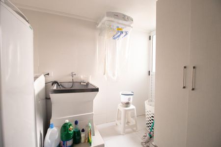 Casa de condomínio à venda com 110m², 2 quartos e 2 vagas Casa de condomínio à venda com 110m², 2 quartos e 2 vagasÁrea de Serviço