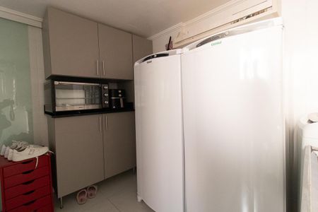 Casa de condomínio à venda com 110m², 2 quartos e 2 vagas Casa de condomínio à venda com 110m², 2 quartos e 2 vagasÁrea de Serviço