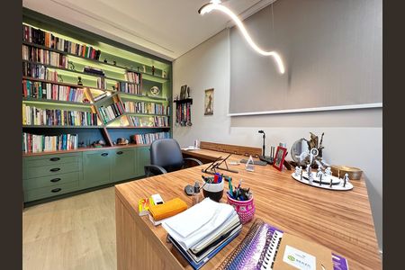 Casa de condomínio para alugar com 300m², 4 quartos e 5 vagas Casa de condomínio para alugar com 300m², 4 quartos e 5 vagasQuarto