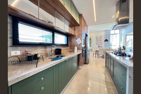 Casa de condomínio para alugar com 300m², 4 quartos e 5 vagas Casa de condomínio para alugar com 300m², 4 quartos e 5 vagasCozinha