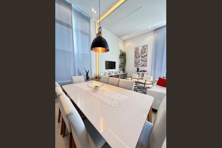 Casa de condomínio para alugar com 300m², 4 quartos e 5 vagas