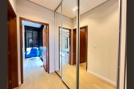 Casa de condomínio para alugar com 300m², 4 quartos e 5 vagas Casa de condomínio para alugar com 300m², 4 quartos e 5 vagasQuarto