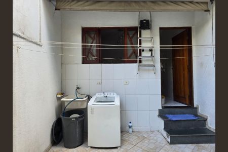 Casa à venda com 100m², 2 quartos e 1 vaga Casa à venda com 100m², 2 quartos e 1 vagaÁrea de Serviço e Churrasqueira