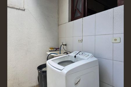 Casa à venda com 100m², 2 quartos e 1 vaga Casa à venda com 100m², 2 quartos e 1 vagaÁrea de Serviço e Churrasqueira