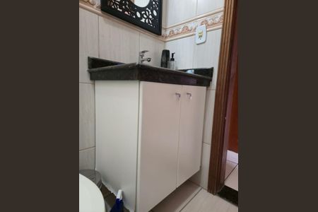Casa à venda com 100m², 2 quartos e 1 vaga Casa à venda com 100m², 2 quartos e 1 vagaBanheiro da Suíte 2