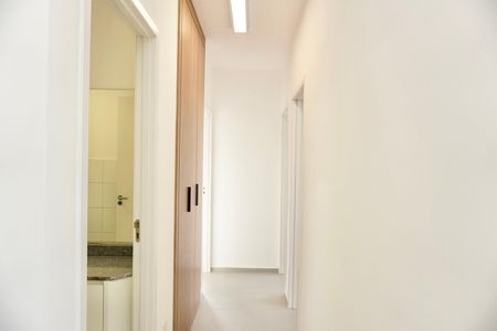 Apartamento para alugar com 68m², 3 quartos e 2 vagasCorredor 