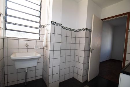 Apartamento para alugar com 48m², 2 quartos e 1 vaga Apartamento para alugar com 48m², 2 quartos e 1 vagaCozinha e Área de Serviço