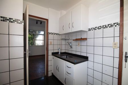 Apartamento para alugar com 48m², 2 quartos e 1 vaga Apartamento para alugar com 48m², 2 quartos e 1 vagaCozinha e Área de Serviço