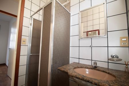 Apartamento para alugar com 48m², 2 quartos e 1 vaga Apartamento para alugar com 48m², 2 quartos e 1 vagaBanheiro Social