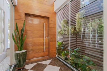 Casa de condomínio para alugar com 321m², 3 quartos e 4 vagas Casa de condomínio para alugar com 321m², 3 quartos e 4 vagasHall de entrada