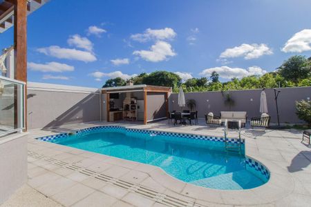 Casa de condomínio para alugar com 321m², 3 quartos e 4 vagas Casa de condomínio para alugar com 321m², 3 quartos e 4 vagasPiscina