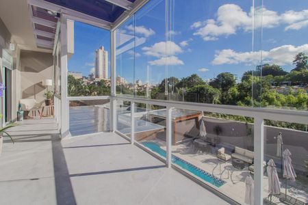Casa de condomínio para alugar com 321m², 3 quartos e 4 vagas Casa de condomínio para alugar com 321m², 3 quartos e 4 vagasSacada