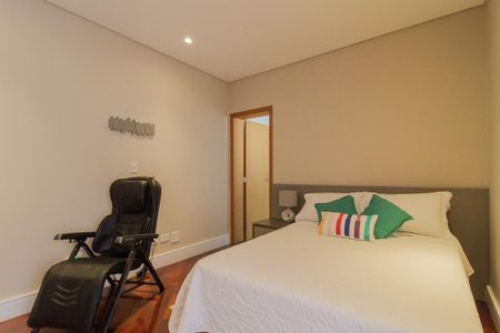 Casa de condomínio para alugar com 321m², 3 quartos e 4 vagas Casa de condomínio para alugar com 321m², 3 quartos e 4 vagasQuarto Suíte 1